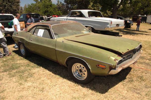 001-1971-dodge-challenger-green1.jpg