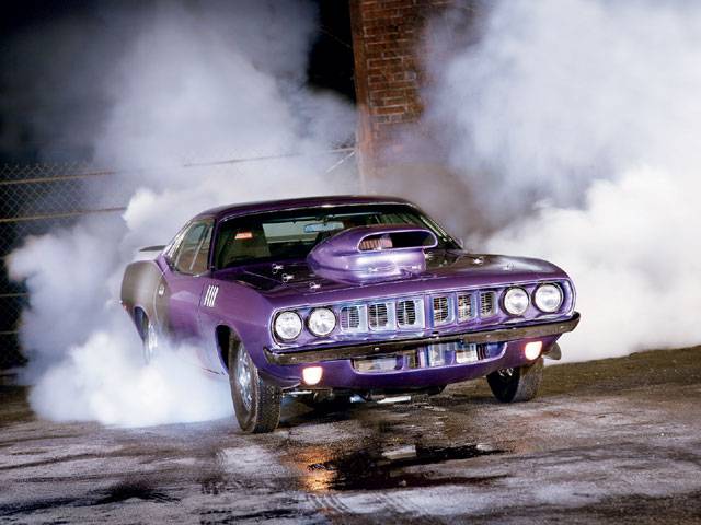 113_0708_01_z+1971_plymouth_cuda+front_view.jpg