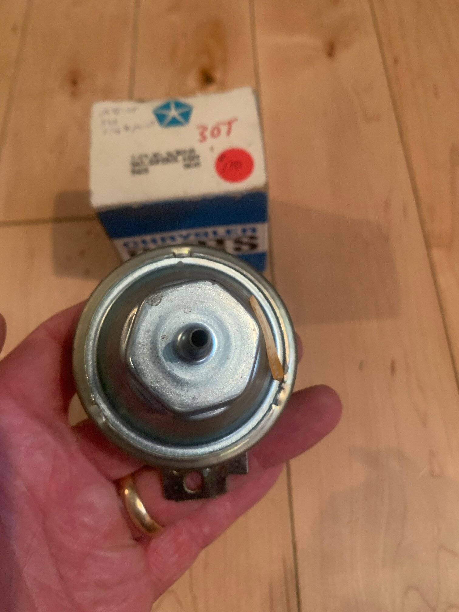 1970 340 vacuum control...jpg