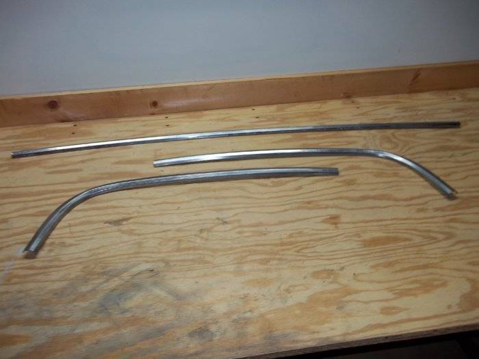 1970-71 challenger well mldgs.JPG