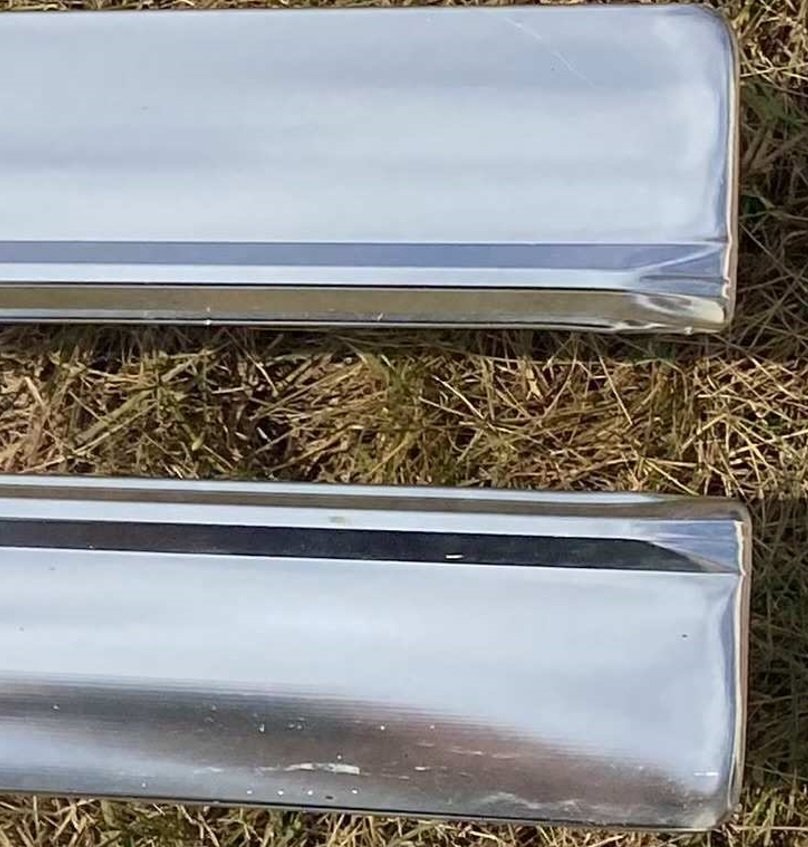 1970_Challenger_repro_rocker_molding.jpg