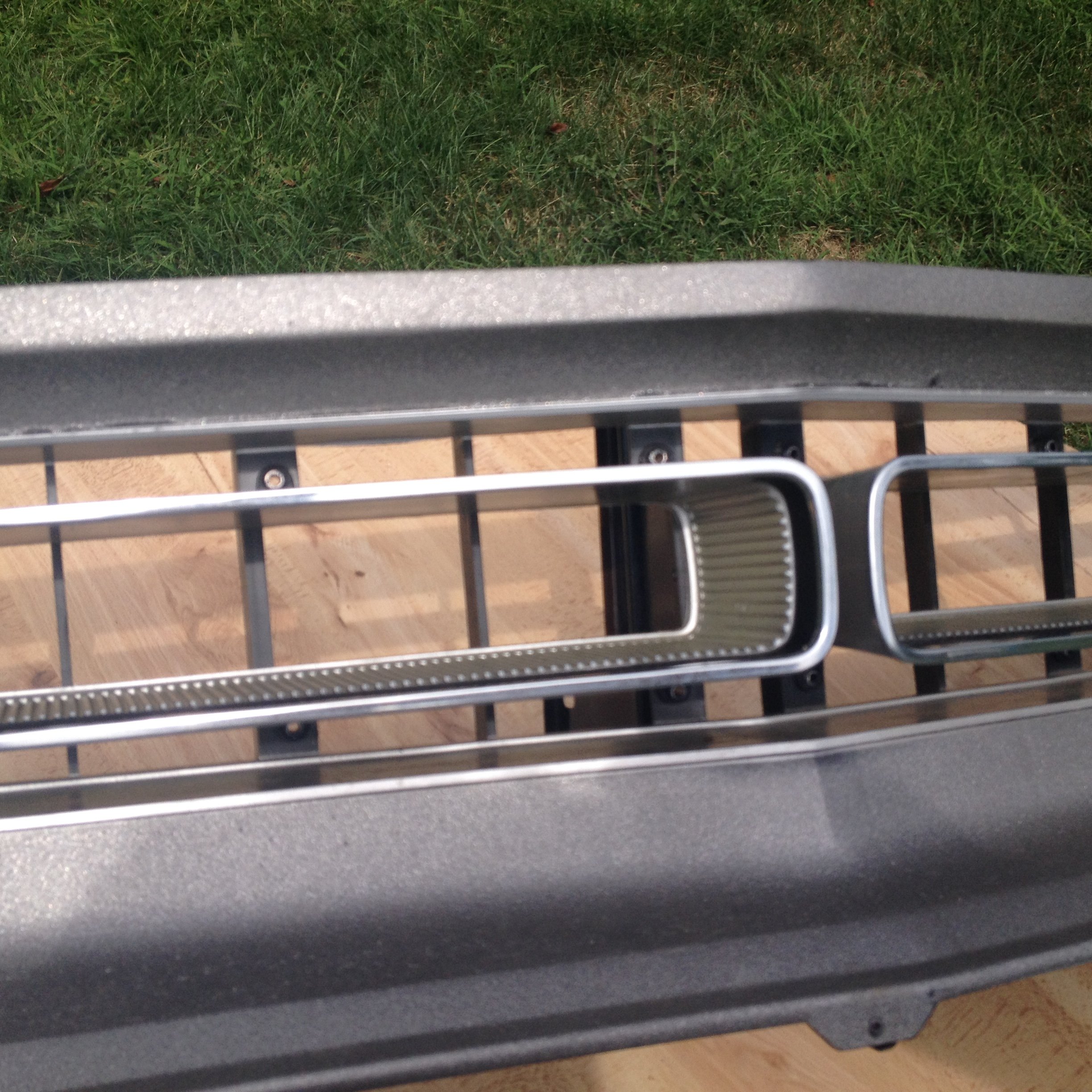 1971 challenger grille center front.JPG