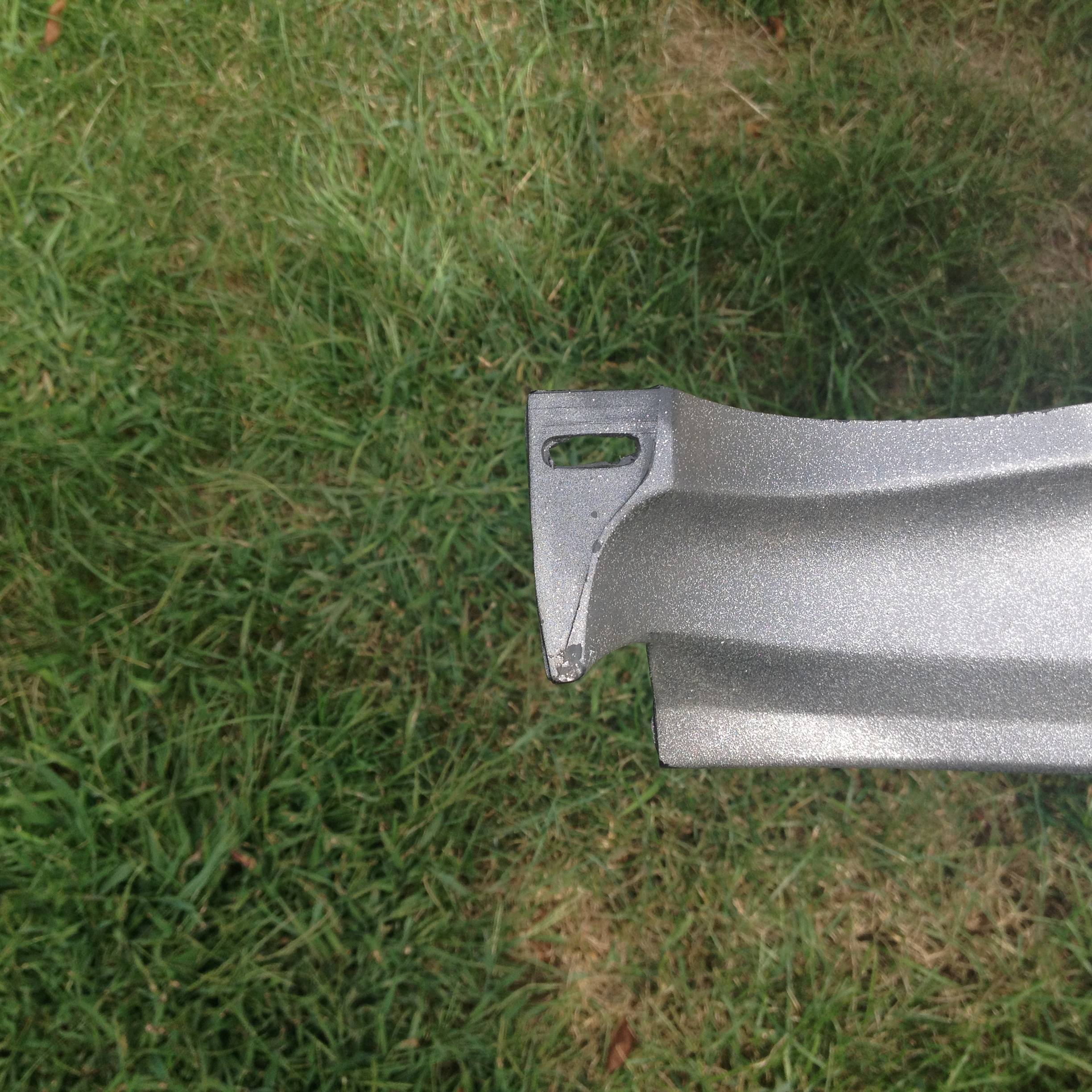1971 challenger grille end lft.JPG