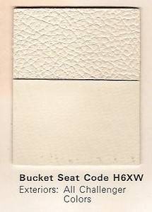 1971 Challenger H6XW Code Seat Swatch.jpg