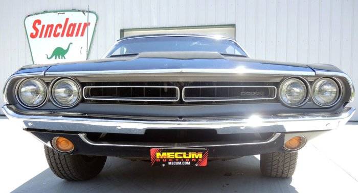1971 with 1972 molding.jpg