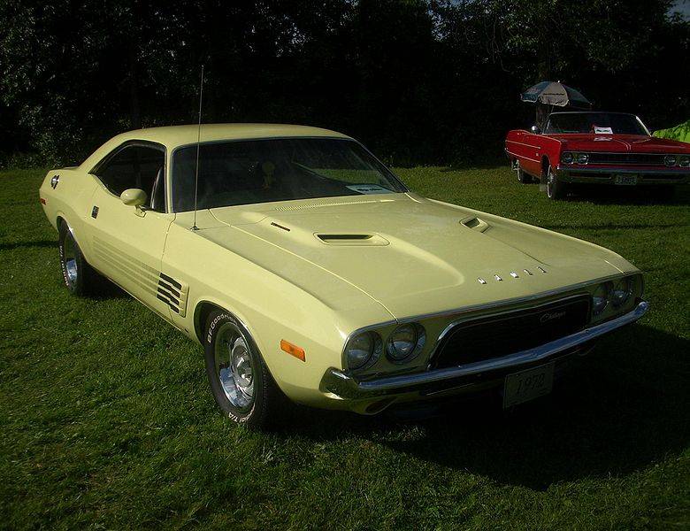 1972 Dodge Challenger.jpg