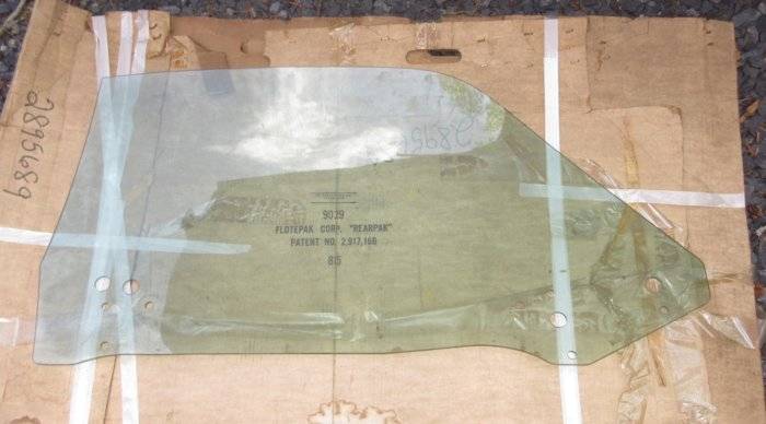 1973 Plymouth Barracuda Cuda LS Driver's Door Glass 2895689 Picture 2.jpeg