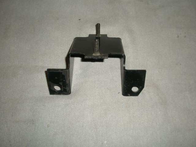 340 6 Pack Coil Bracket C.JPG