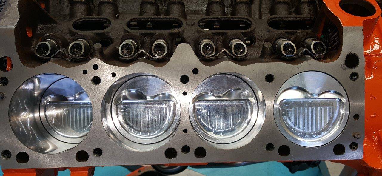 340 Engine.jpg