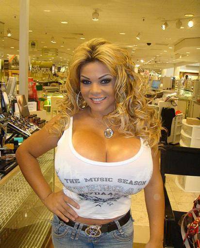 E shop size boobs
