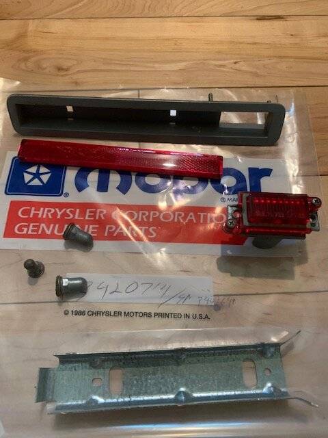 70-71 NOS Cuda rear side marker lights pr...jpg