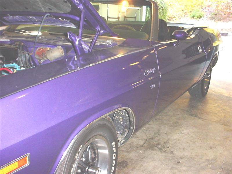 70 challenger conv left side (Medium).jpg