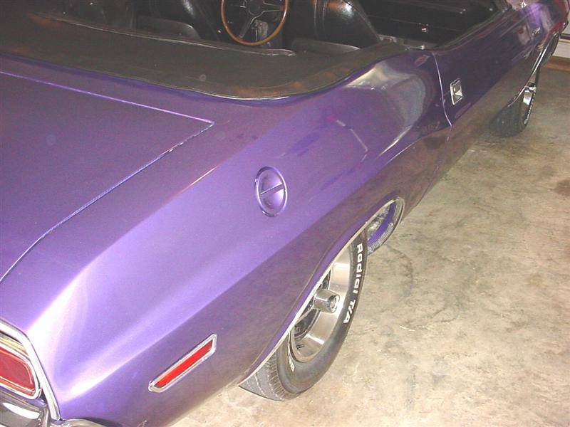 70 challenger conv right quarter (Medium).jpg