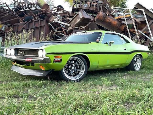 70 Challenger.jpg