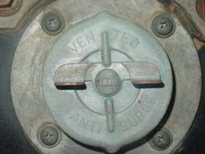 70 cuda GAS CAP.jpg