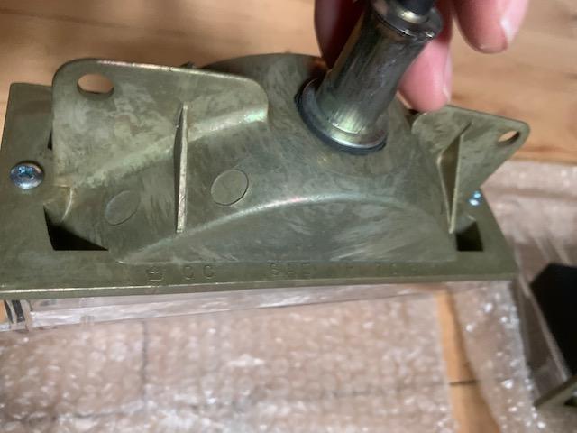 70 CUDA TURNSIGNAL ASSEMBLIES....jpg