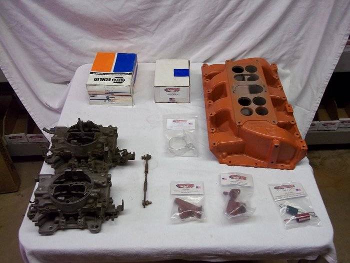70 hemi intake and carb.JPG