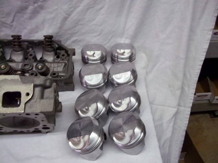70 hemi piston.JPG