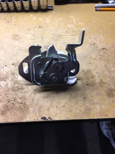 70 hood latch.JPG