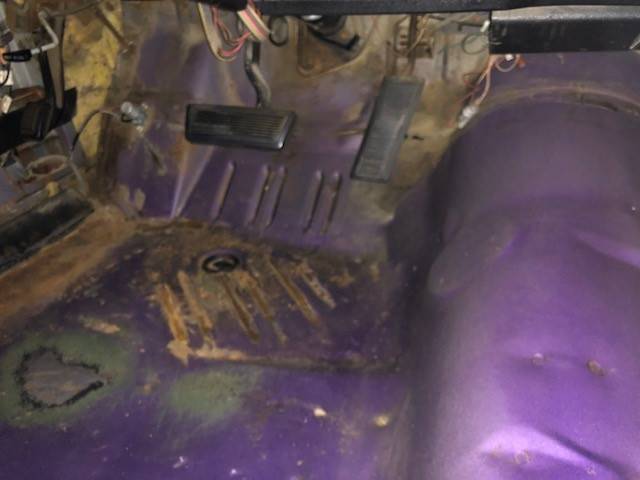 70C driver side floors.jpg