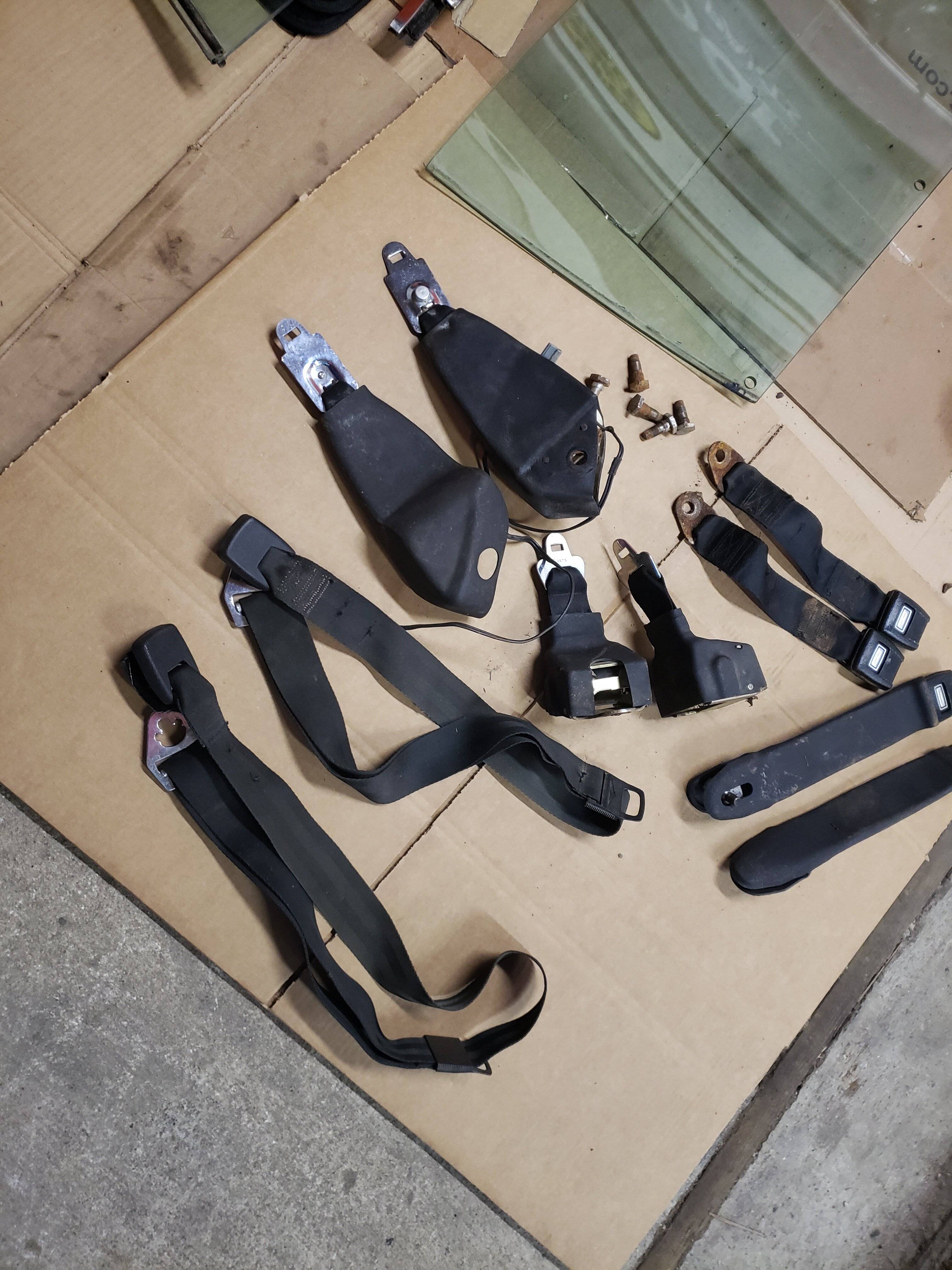 SOLD Original 7173 Barracuda Seat Belt Set. For E Bodies Only