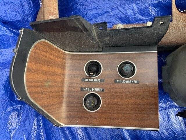 71 Challenger RT Rally Side Switches.jpg