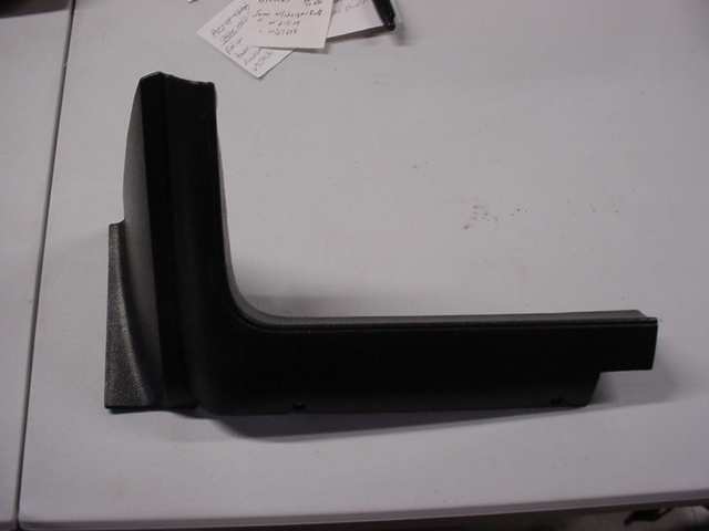 71 E-body left dash bezel.JPG