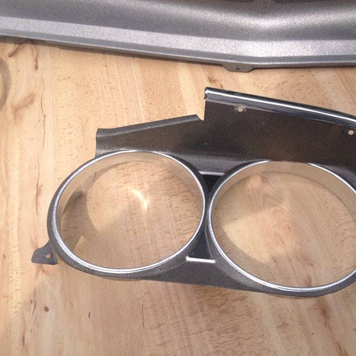 71 rt bezel 2.JPG