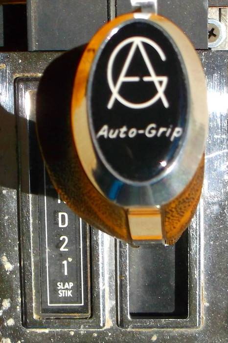 71AGbrowngrips08_zpsc9e0984e.jpg