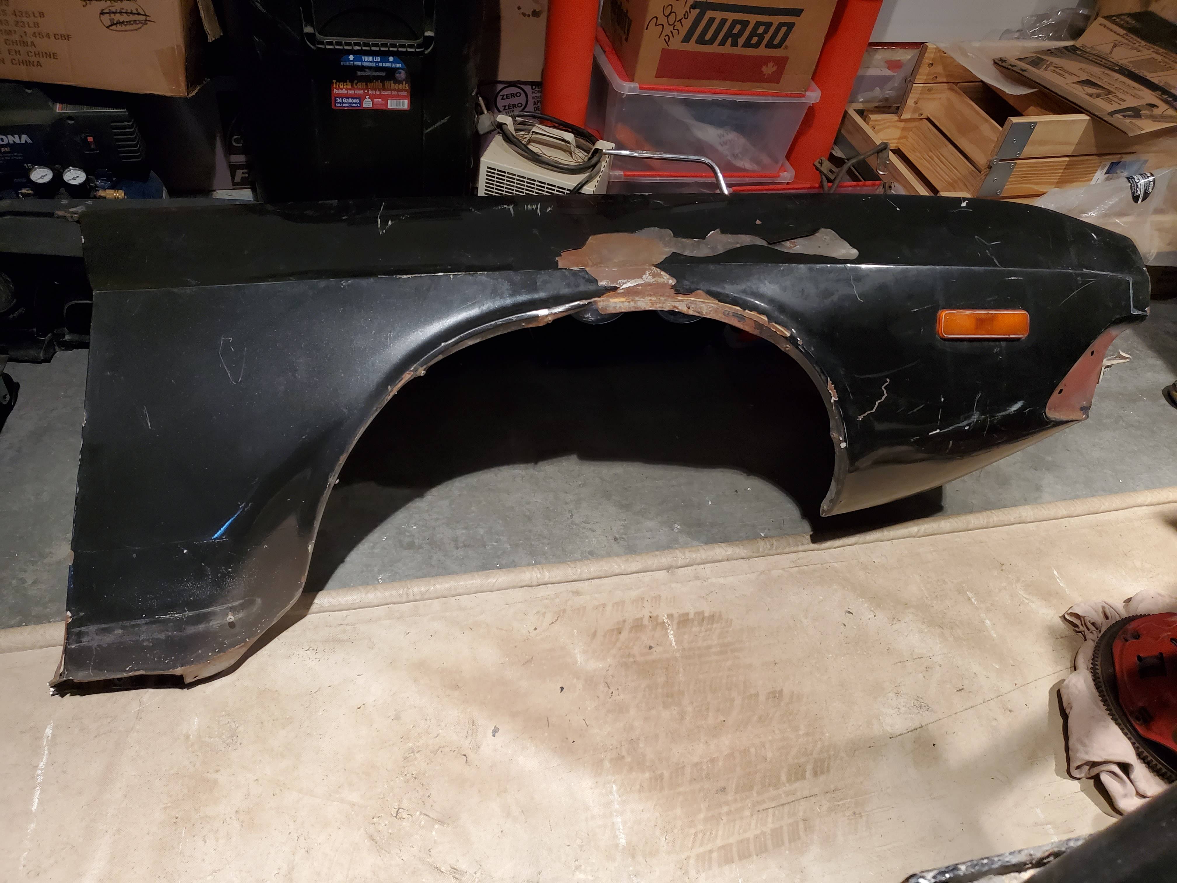 72-74 Chellanger Passenger Fender 4.jpg
