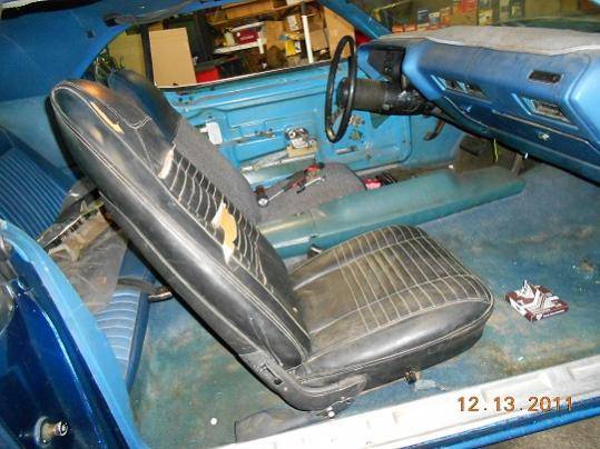 72Challengerseat.jpg