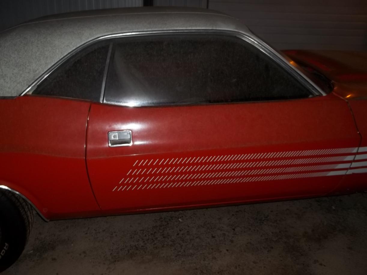 73 challenger 007.jpg