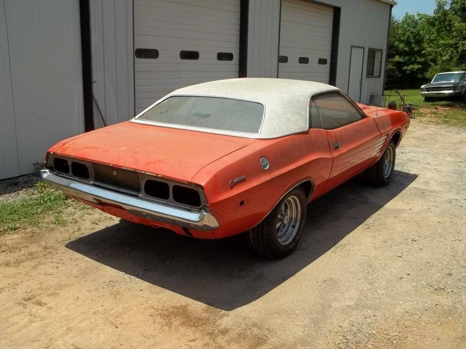73 challenger 059.jpg