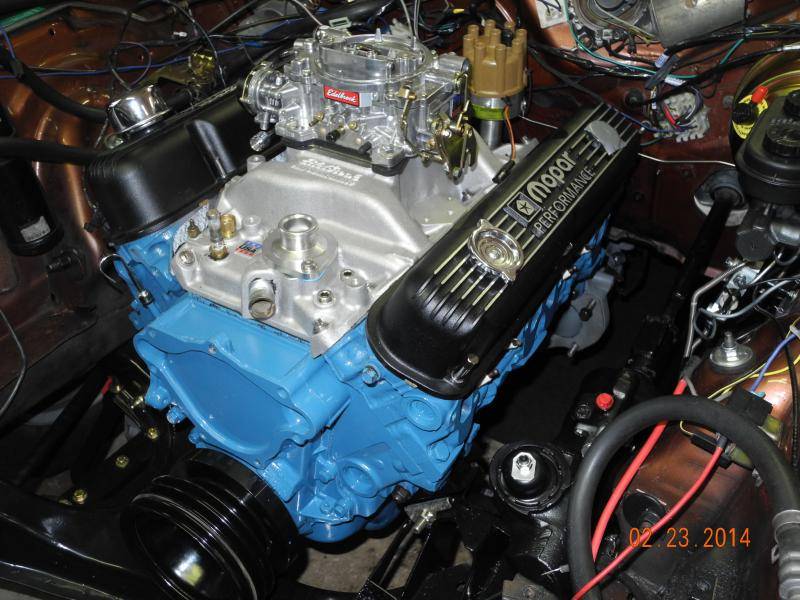 73 cuda engine photos Feb 23, 2014 035.jpg