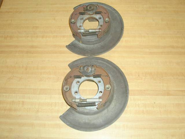 75 Imperial REAR Disc Brakes 014 (Small).JPG