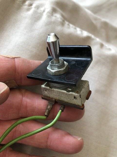 AAR ROAD LAMP SWITCH-3.jpg