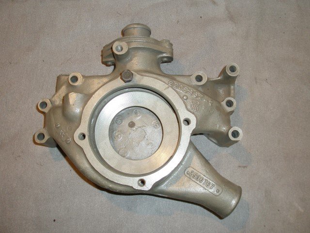 ALUMINUM WATER PUMP 001 (Small).JPG