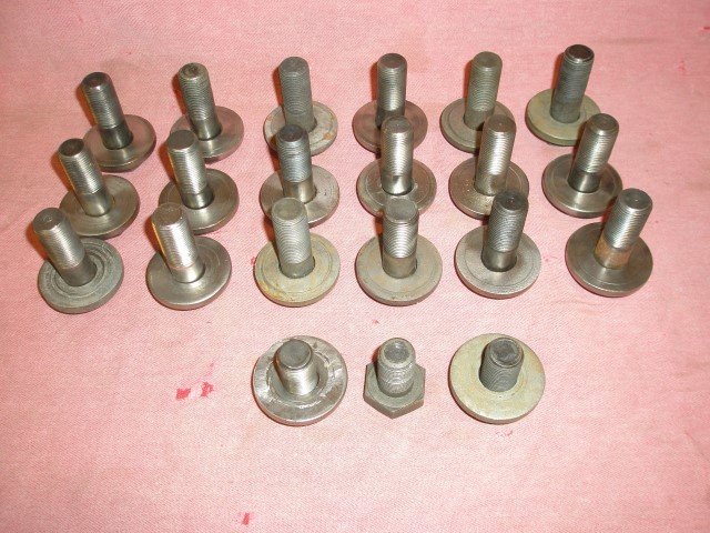 Balancer Bolts 2.JPG