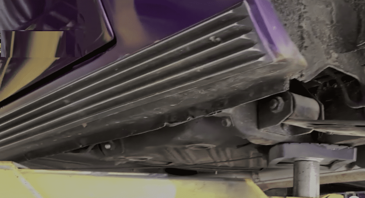 BP BARRACUDA GRAN COUPE ROCKER PANEL FINNED.PNG