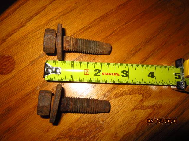 bracket bolts 001.JPG