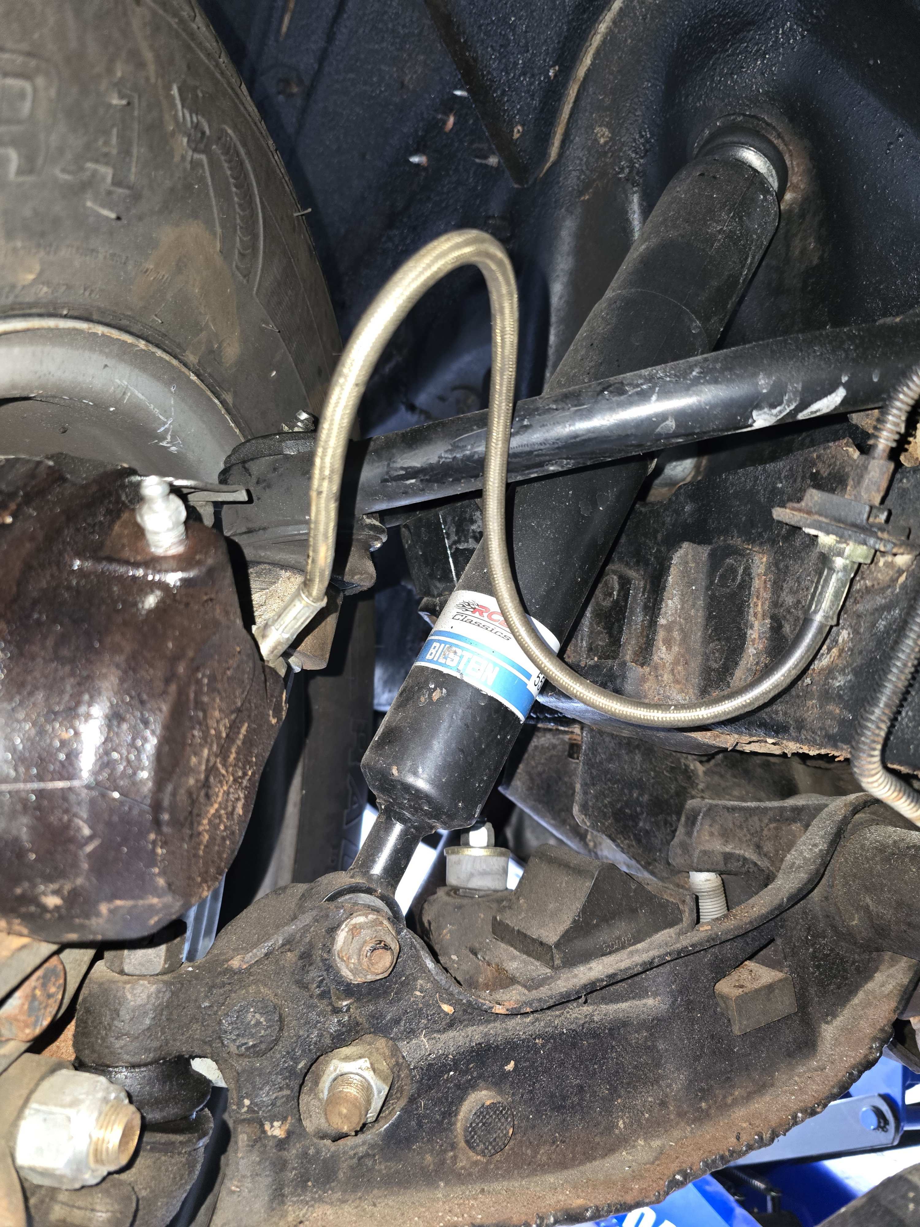brake hose 2.jpg