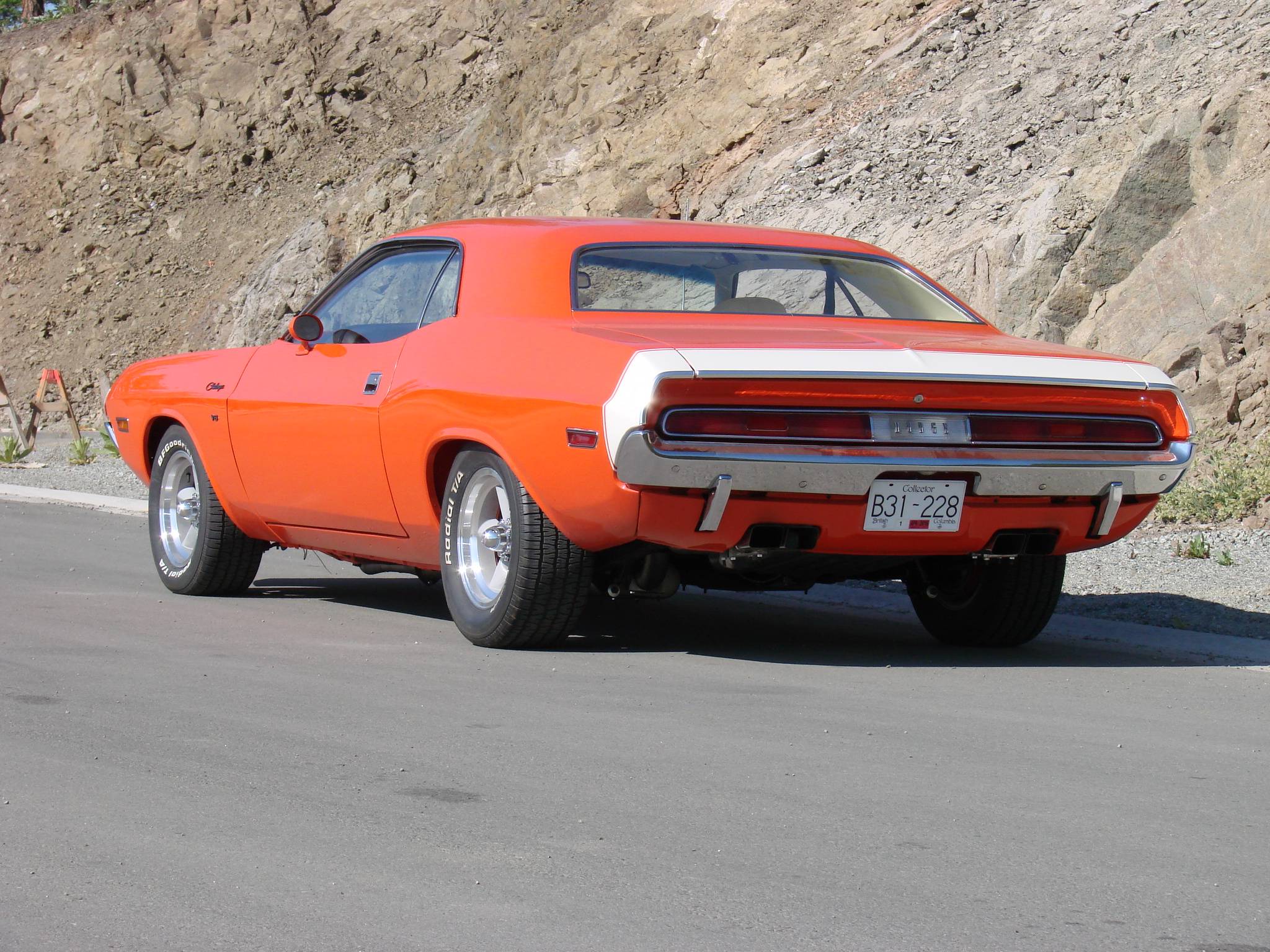 cars 015.JPG