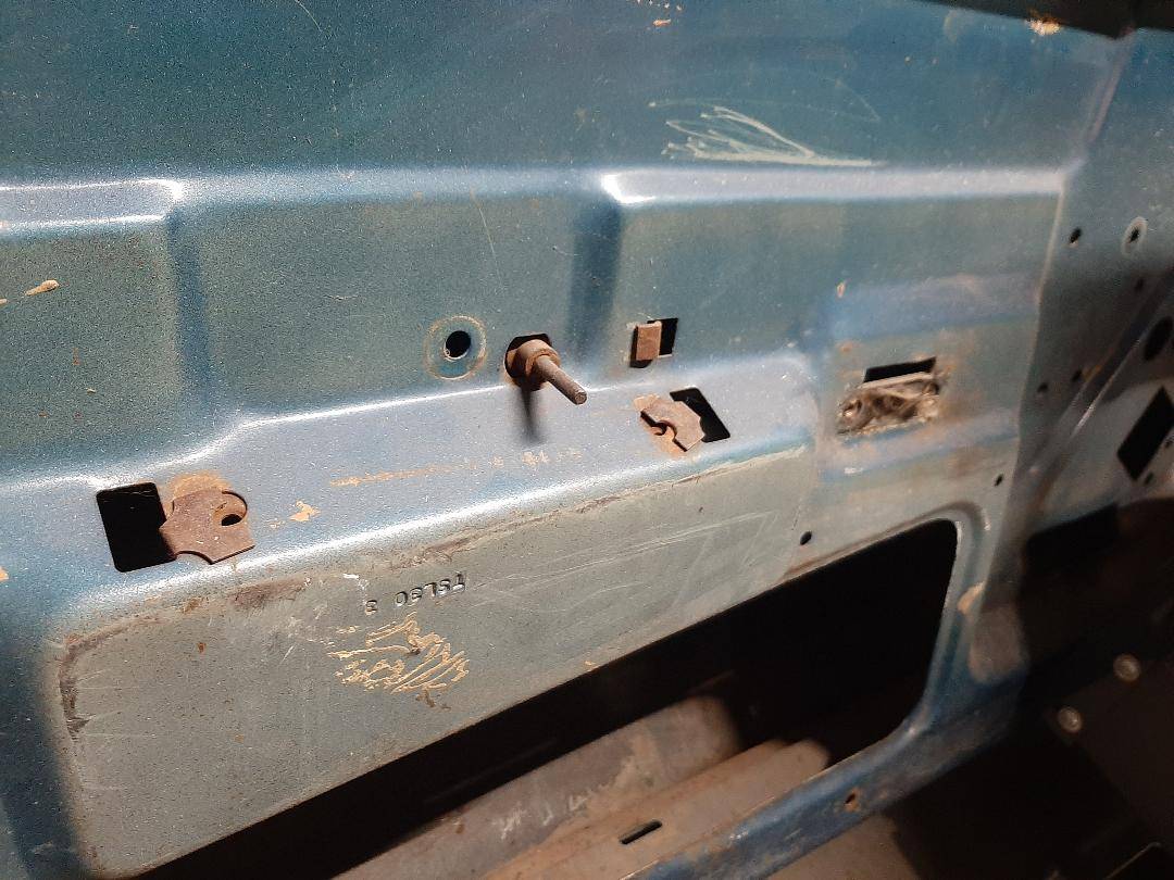 Challenger Door Lock 1.jpg