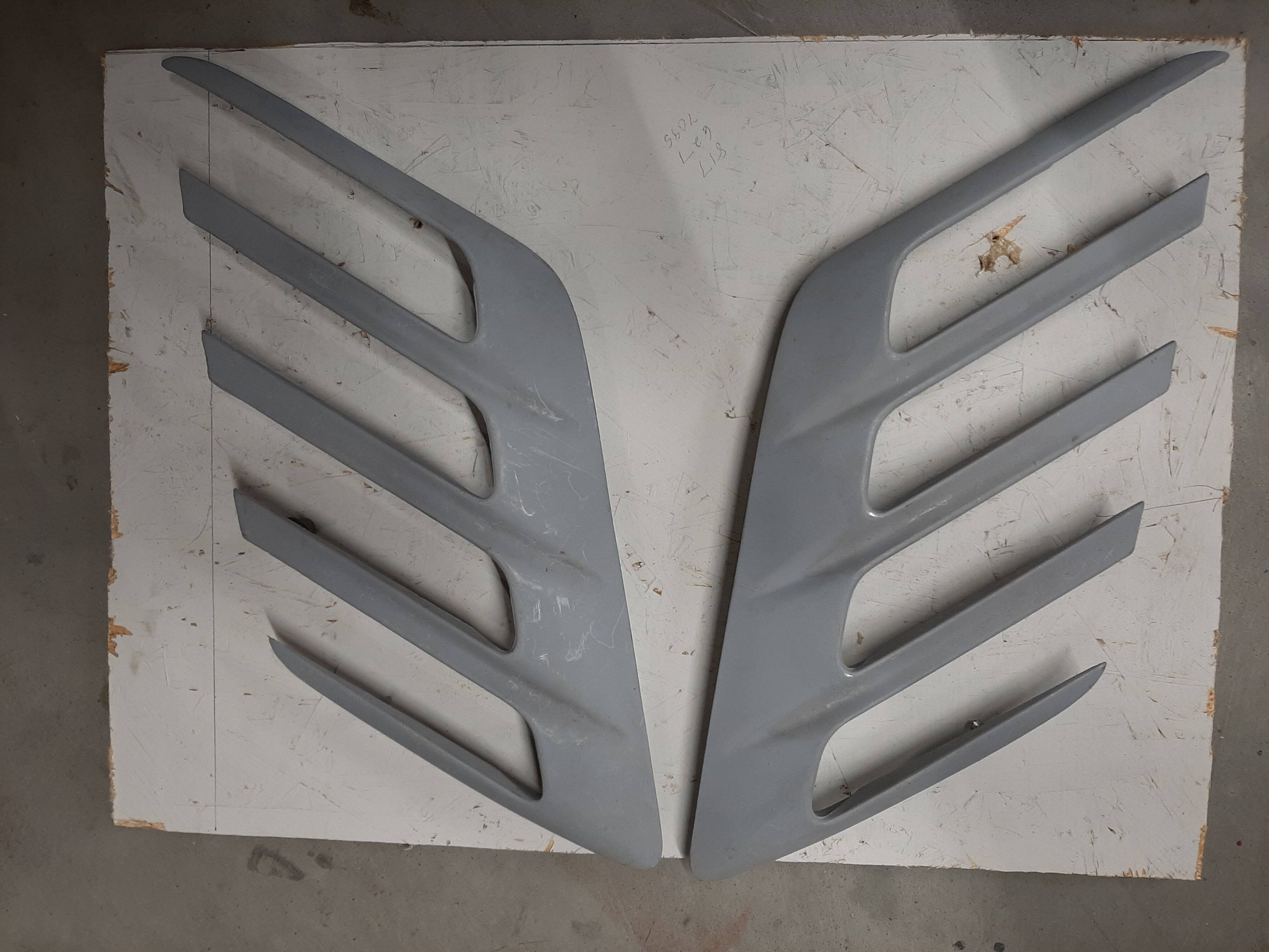 Challenger Fender Louver 1.jpg