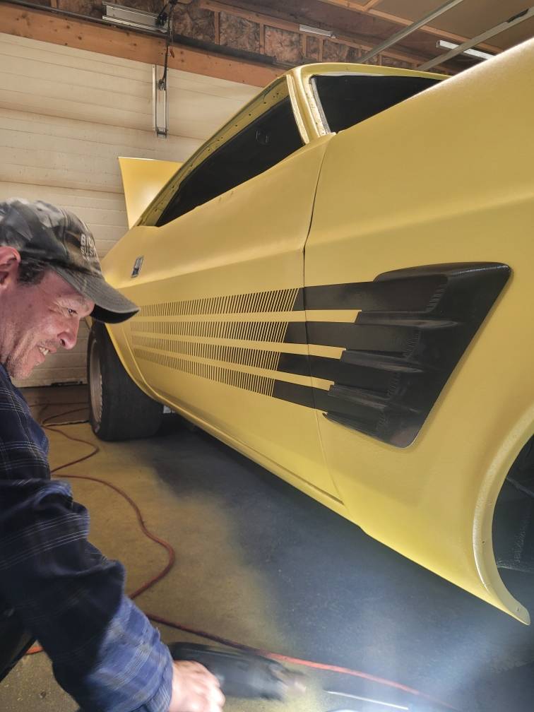 Challenger passenger door without strips.jpeg