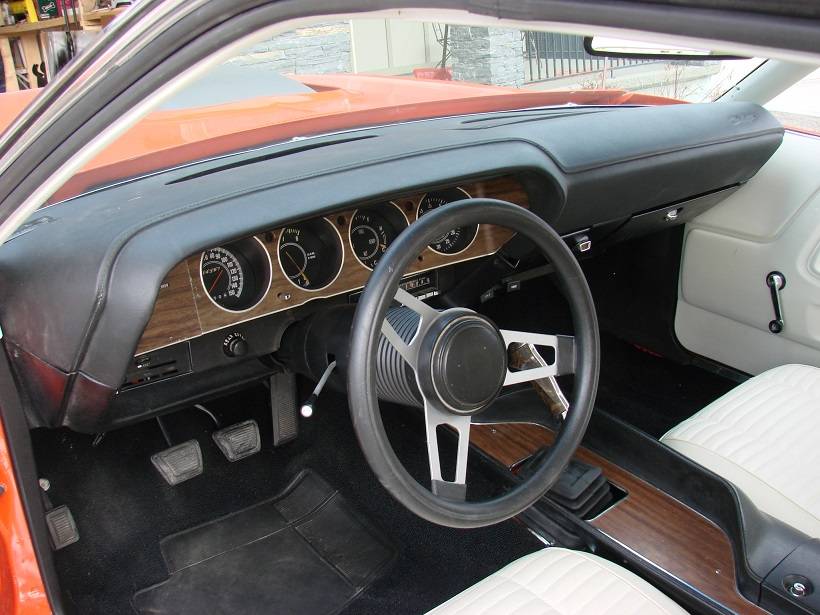 challenger rally wheels 009.JPG