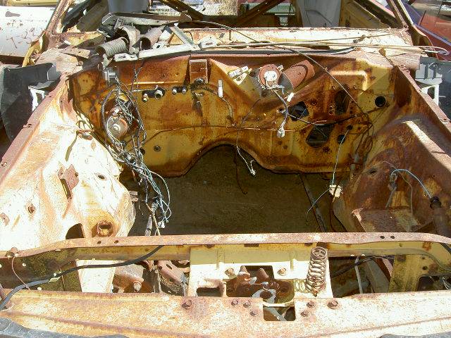 challenger under hoodPICT8795.JPG