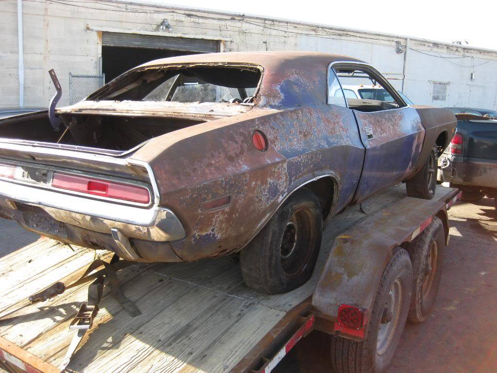Challenger4406pack056.jpg