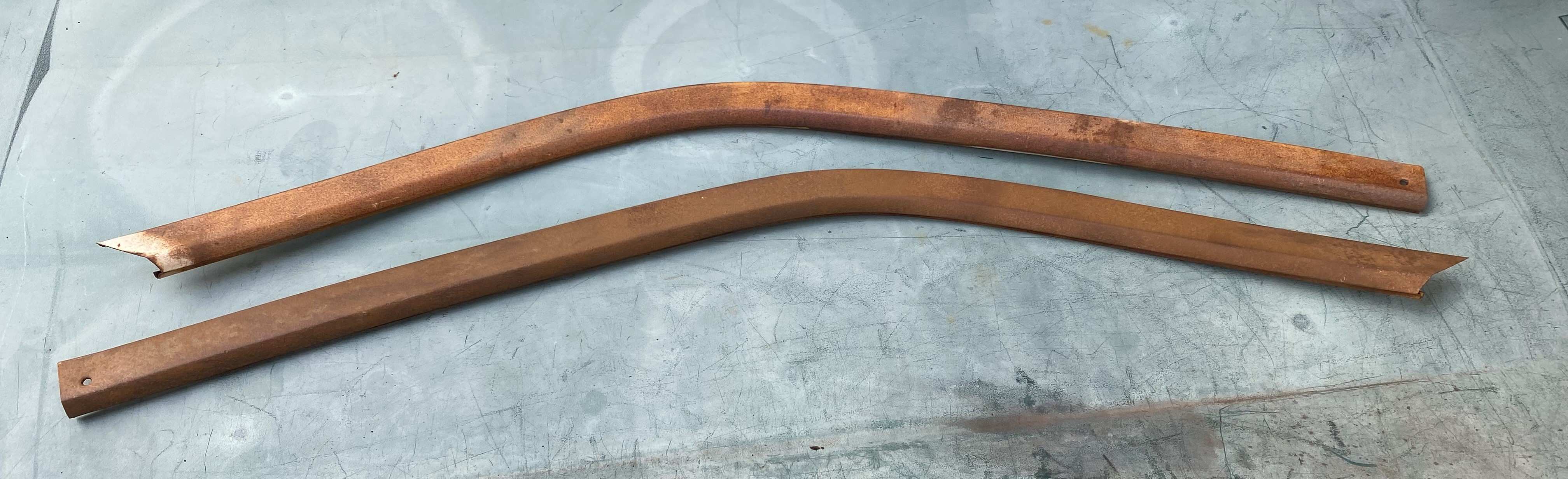 ChallHeadlinerMolding1.jpg