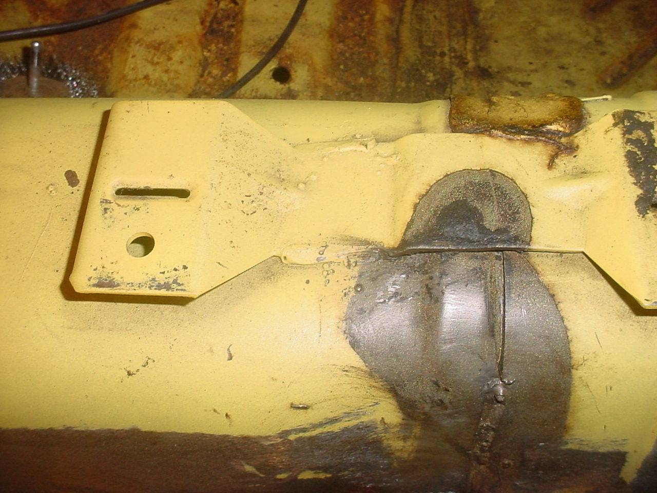 console mt bracket.JPG